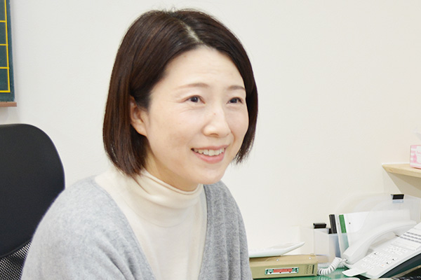 佐藤香里